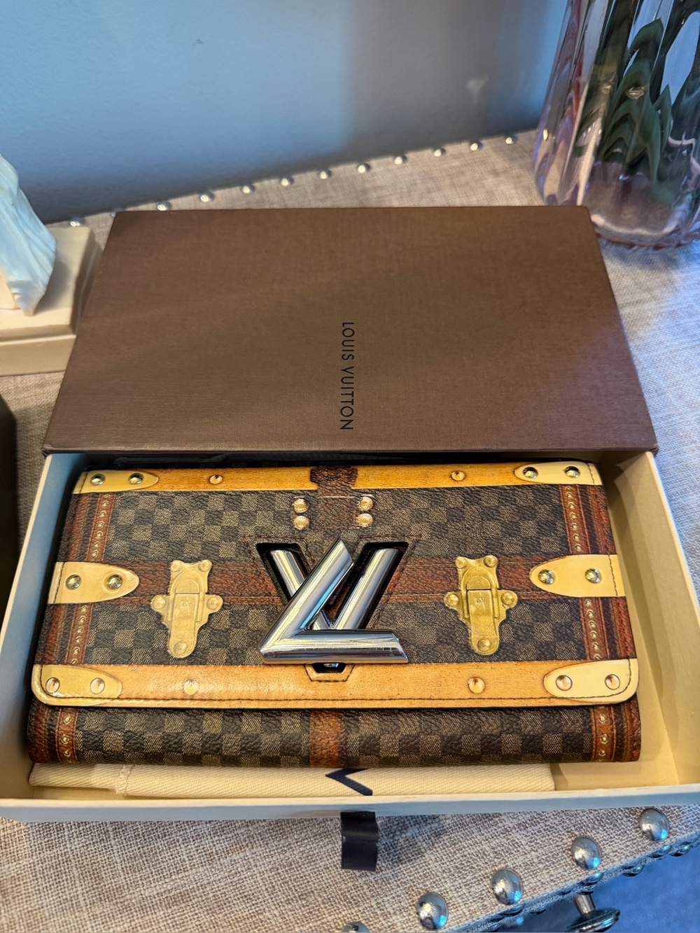 Louis Vuitton RARE Portefeuille Sarah Twist Damier Ltd Ed Wallet COA - Picture 2 of 14
